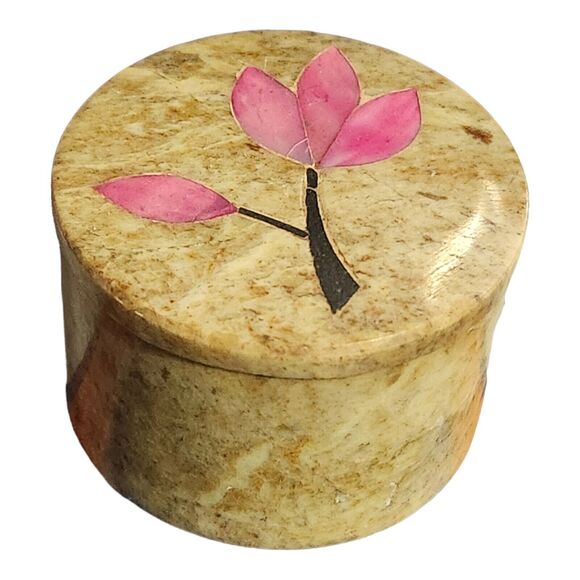 Hand Carved Round Soapstone Floral Trinket‎ Box Mother of Pearl Inlay - Picture 2 of 5